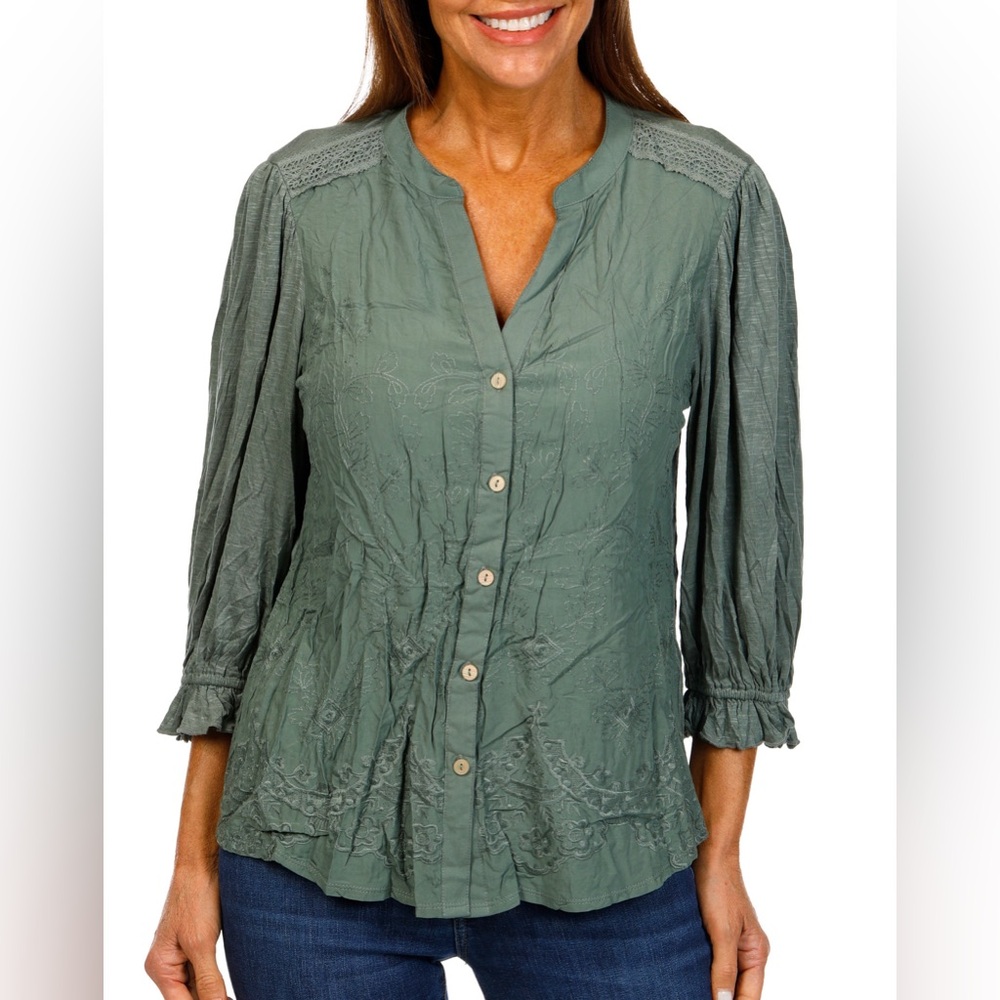 Democracy Embroidered Boho Top Womens Flowy Peasant Blouse Green Crochet NWT